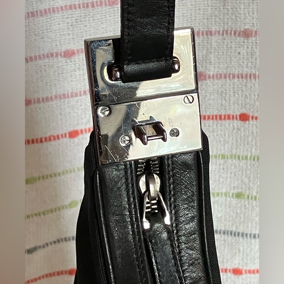 Tom Ford x Gucci Black Canvas Leather Trimmed Attache Hobo preloved one owner - Picture 15 of 16